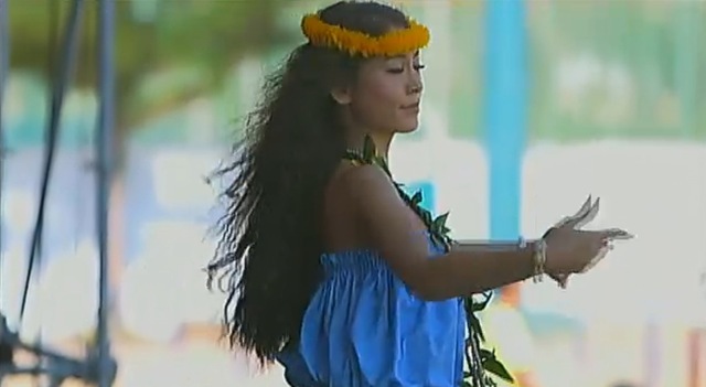 Hula dancer